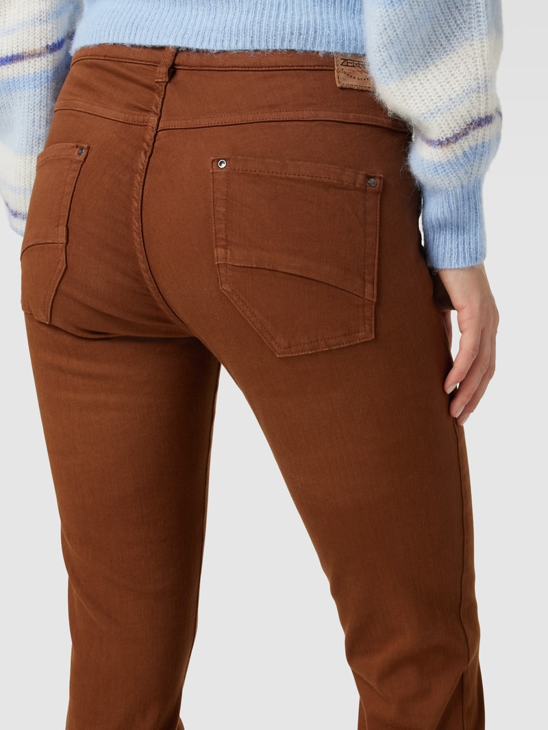 Slim Fit Jeans mit Stretch-Anteil Modell 'TWIGY' in cognac