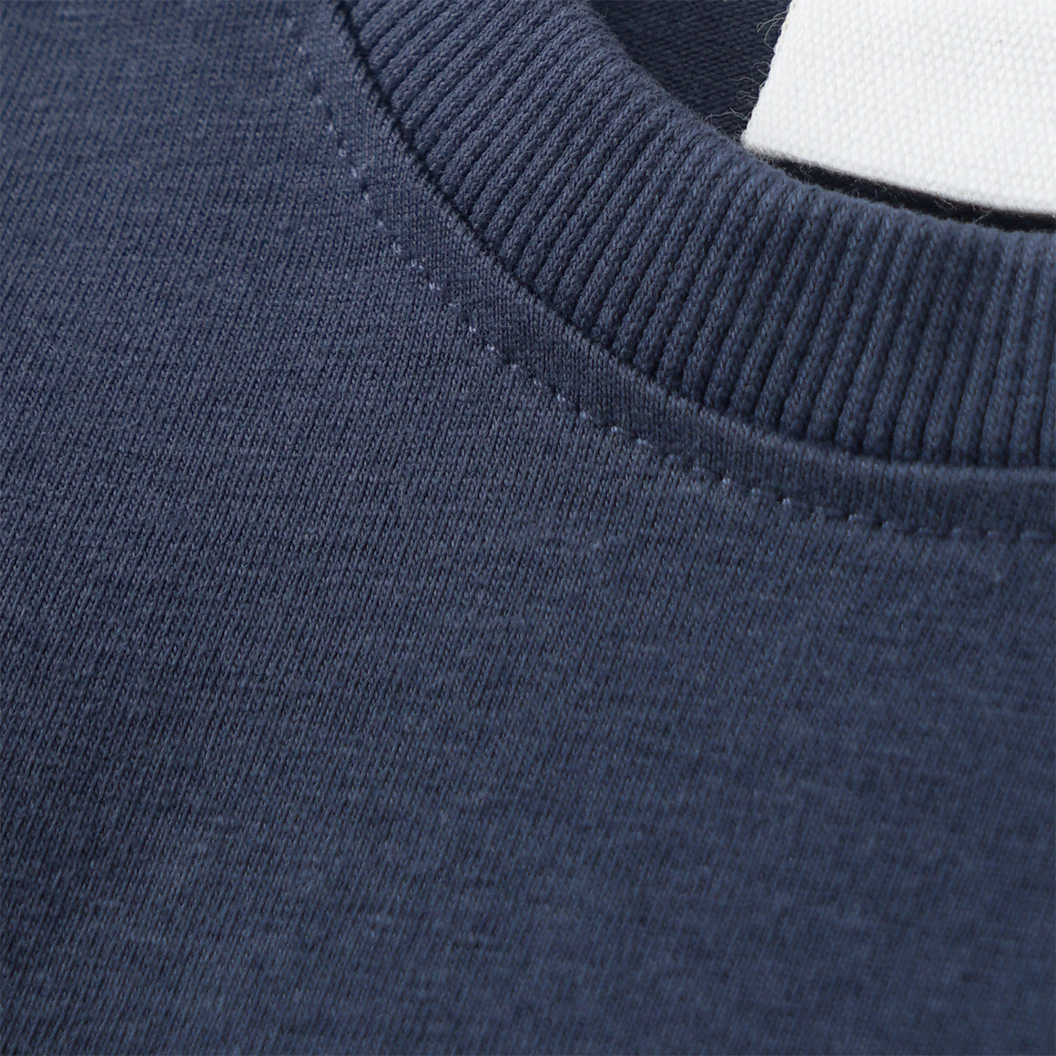 2 Jungen Langarmshirts im Basic-Look
