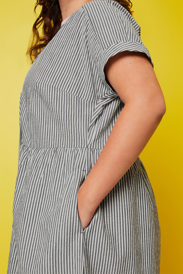 CURVY Seersucker-Kleid 100 % Baumwolle