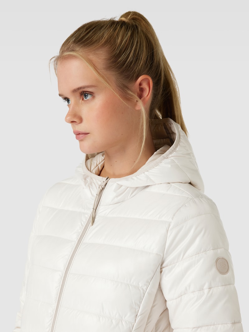 Steppjacke mit Eingrifftaschen in offwhite
