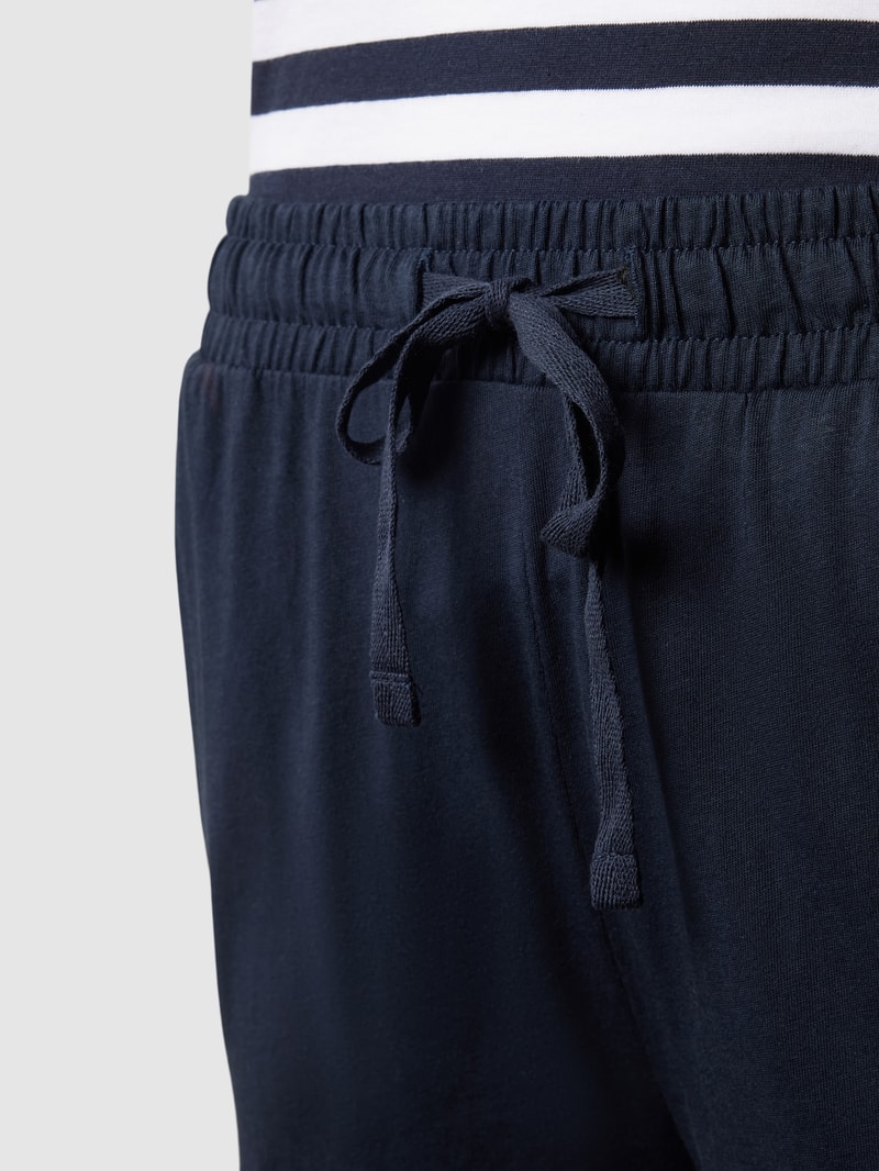 Pyjama mit Streifenmuster in dunkelblau
