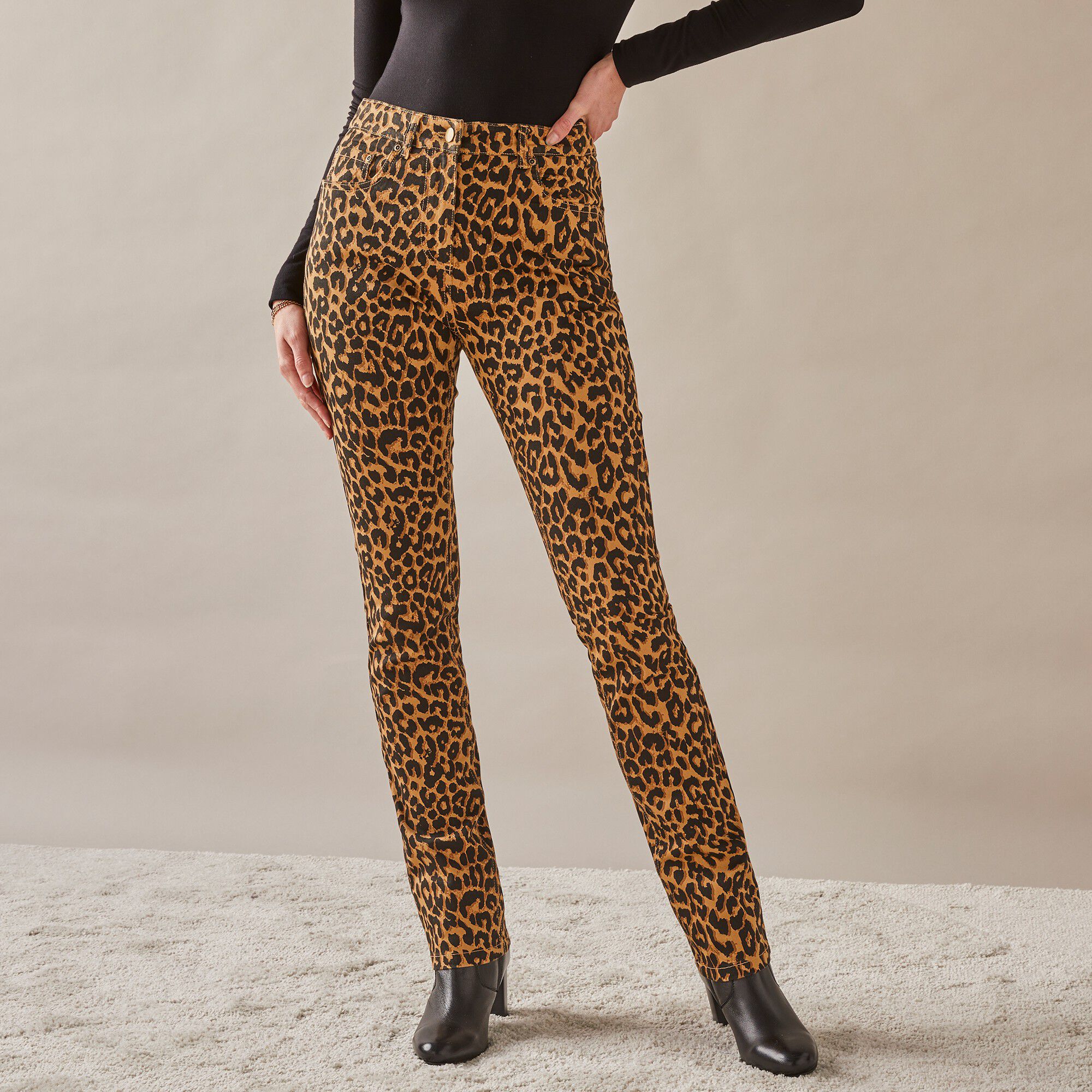 Pantalon droit stretch imprimé peau de bête