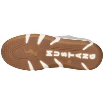 Mustang Slip On Sneaker in beige