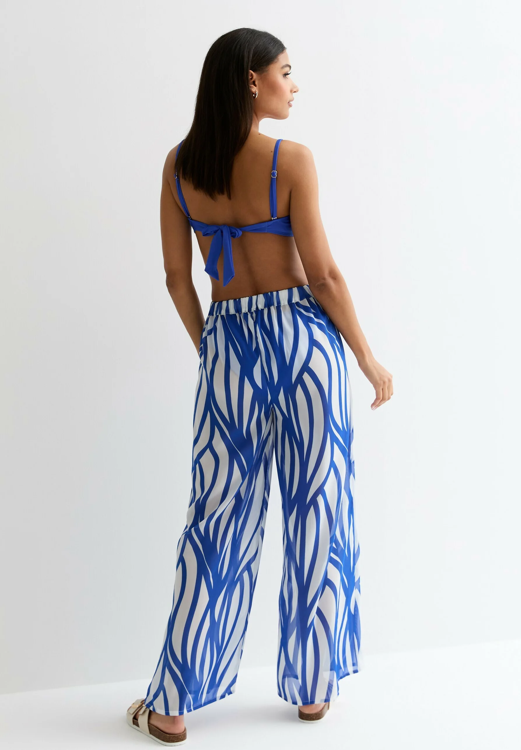 Nuevo look ABSTRACT WIDE - Accesorio de playa