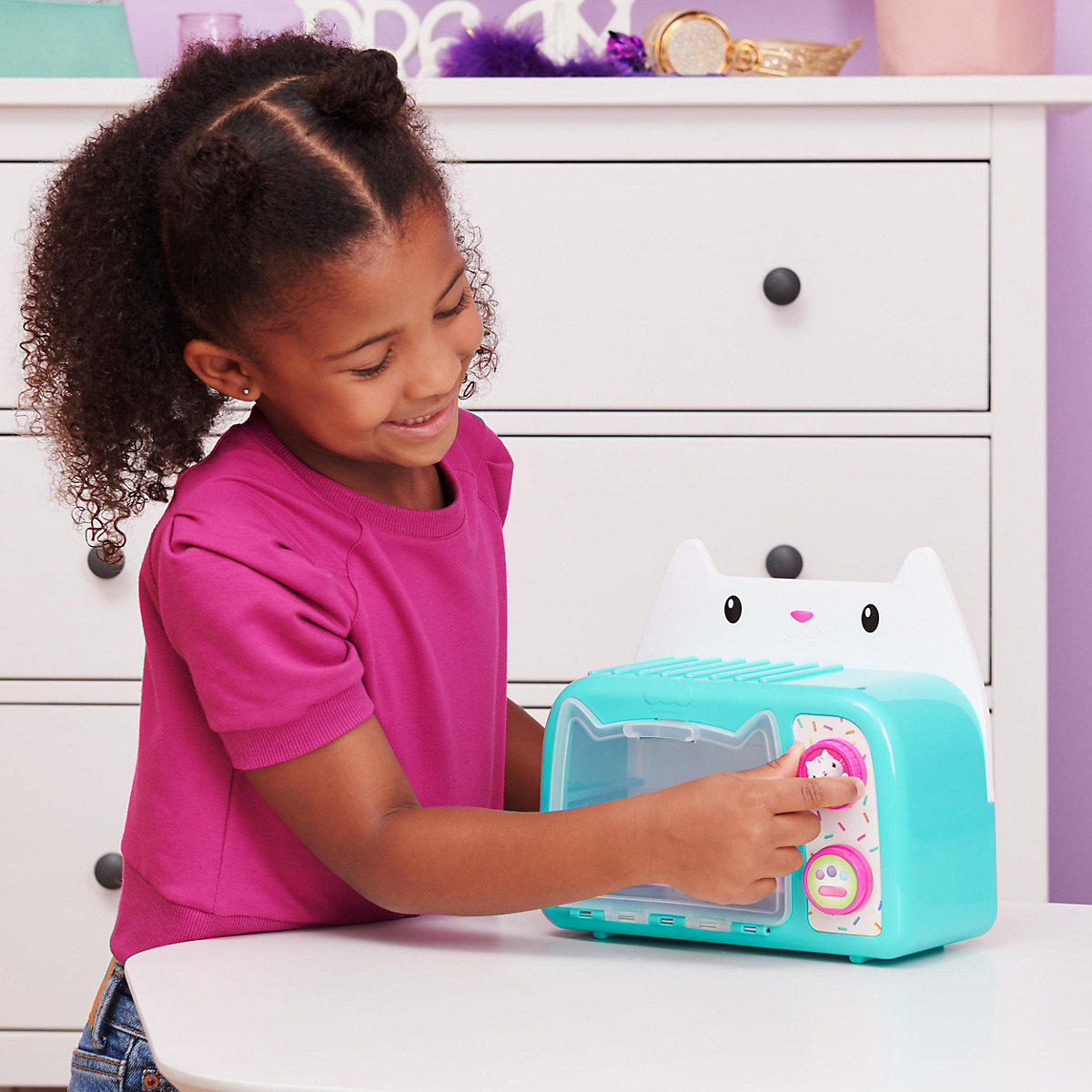Gabby‘s Dollhouse, Bäckerei mit 'Cakey'-Ofen, Küchenspielzeug mit Licht- und Geräuscheffekten, Zubehörteile für Spielzeugküchen und Spielzeuglebensmittel, Kinderspielzeug
