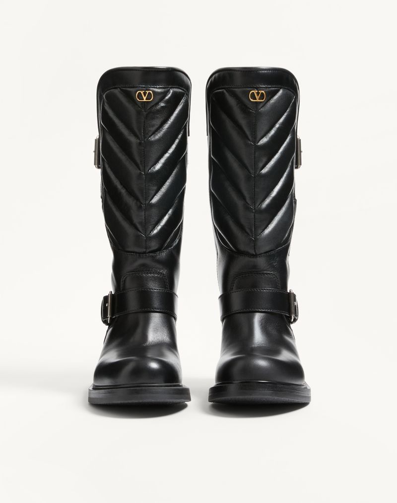 Jaqueta estilo motociclista em rayon, confeccionada em couro de bezerro e napa com estampa chevron, 40mm