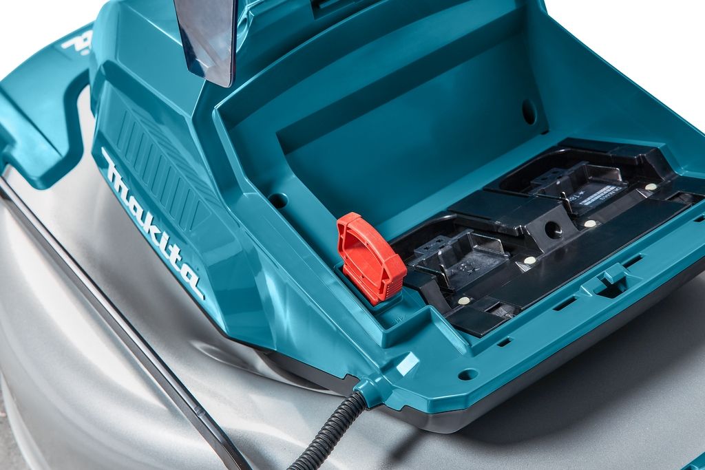 Makita DLM463Z Akumulátorová sekačka na trávu 46 cm 2 x 18 V bez baterií a nabíječky