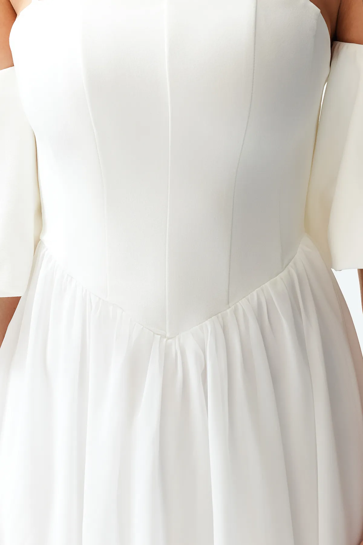 Trendyol Collection  Weiße Braut-Taillenöffnung/Skater-Korsett, detaillierte Hochzeit/Elegantes Nikah-Abendkleid TPRSS24EL00116