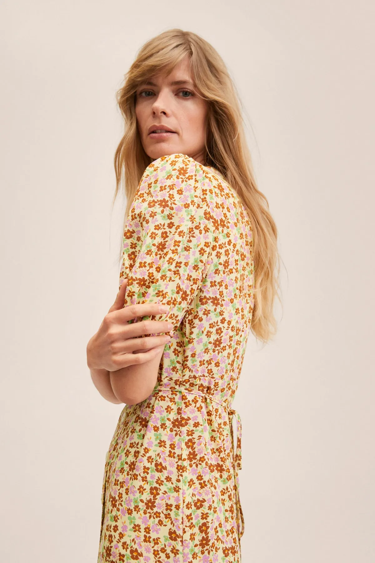 MANGO  27027118 Damen/Mädchen Vanille