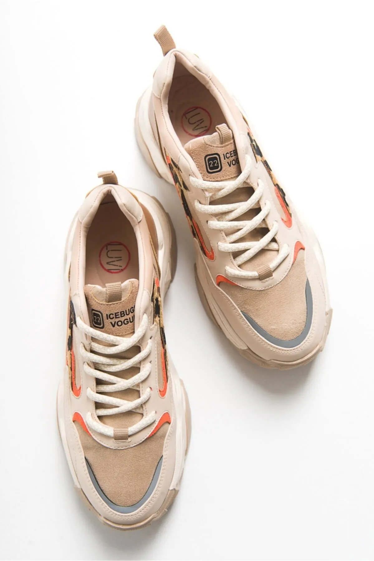 LuviShoes  Beigefarbene Leoparden-Sneaker für Damen