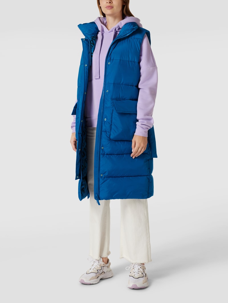 Weste mit Label-Patch in royalblau