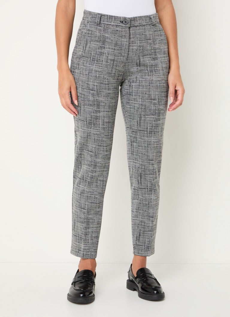 Pantaloni chino BRAX maro, cu talie medie, model în carouri.