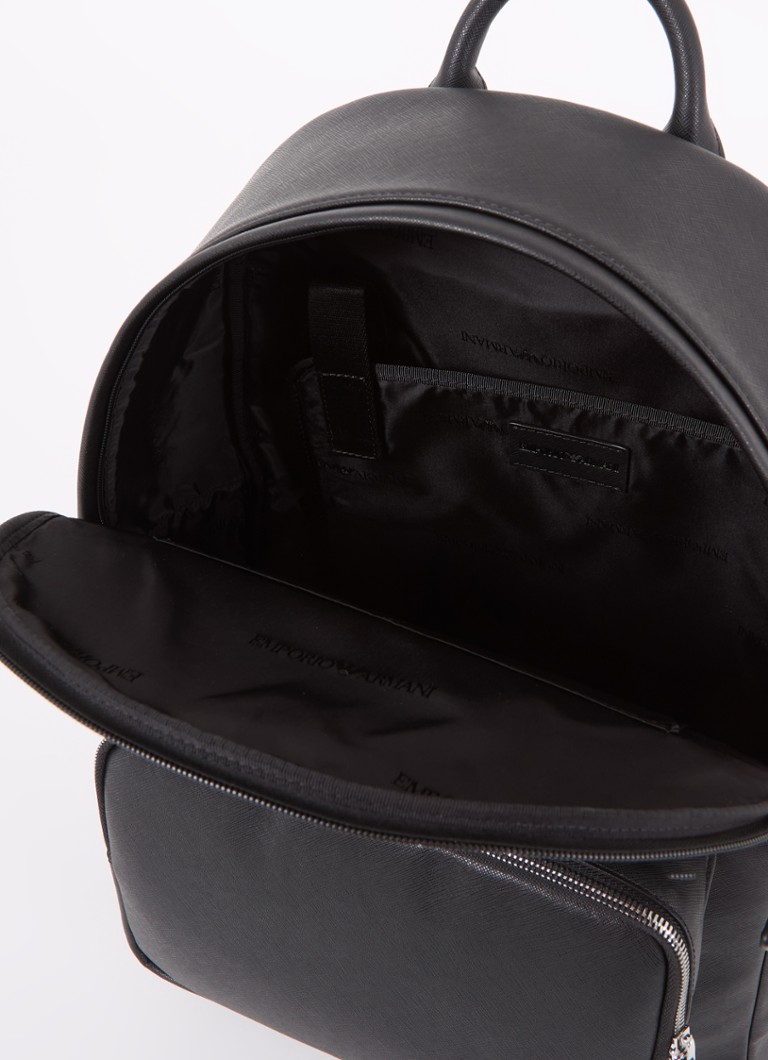 Batoh Emporio Armani s kapsou na 17palcový notebook