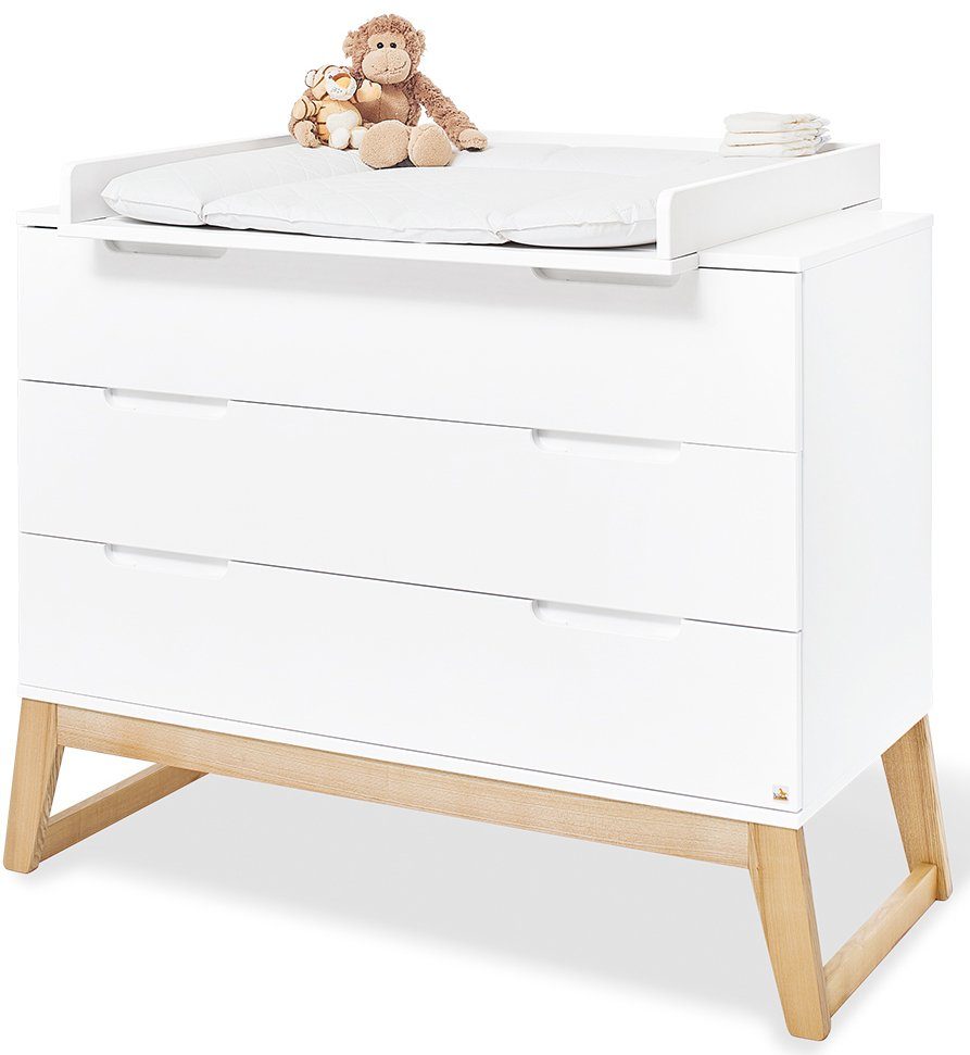 Pinolino® Babyzimmer-Komplettset Bridge, (Set, 4-St., Kinderbett, Schrank, Wickelkommode, Wandregal), breit, groß; mit Kinderbett, Schrank, Wickelkommode und Wandregal;