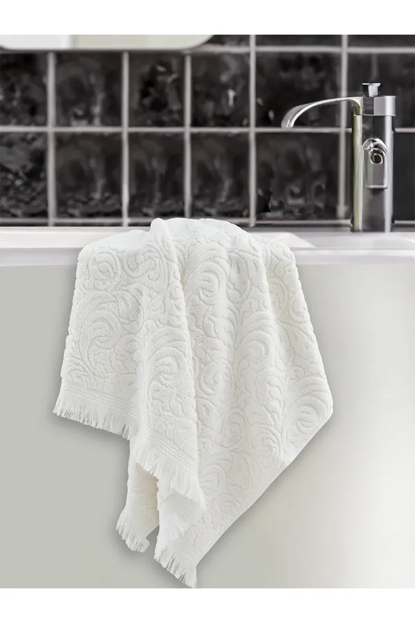 Karna Home  Esra Jacquard-Badetuch 70 x 140 cm