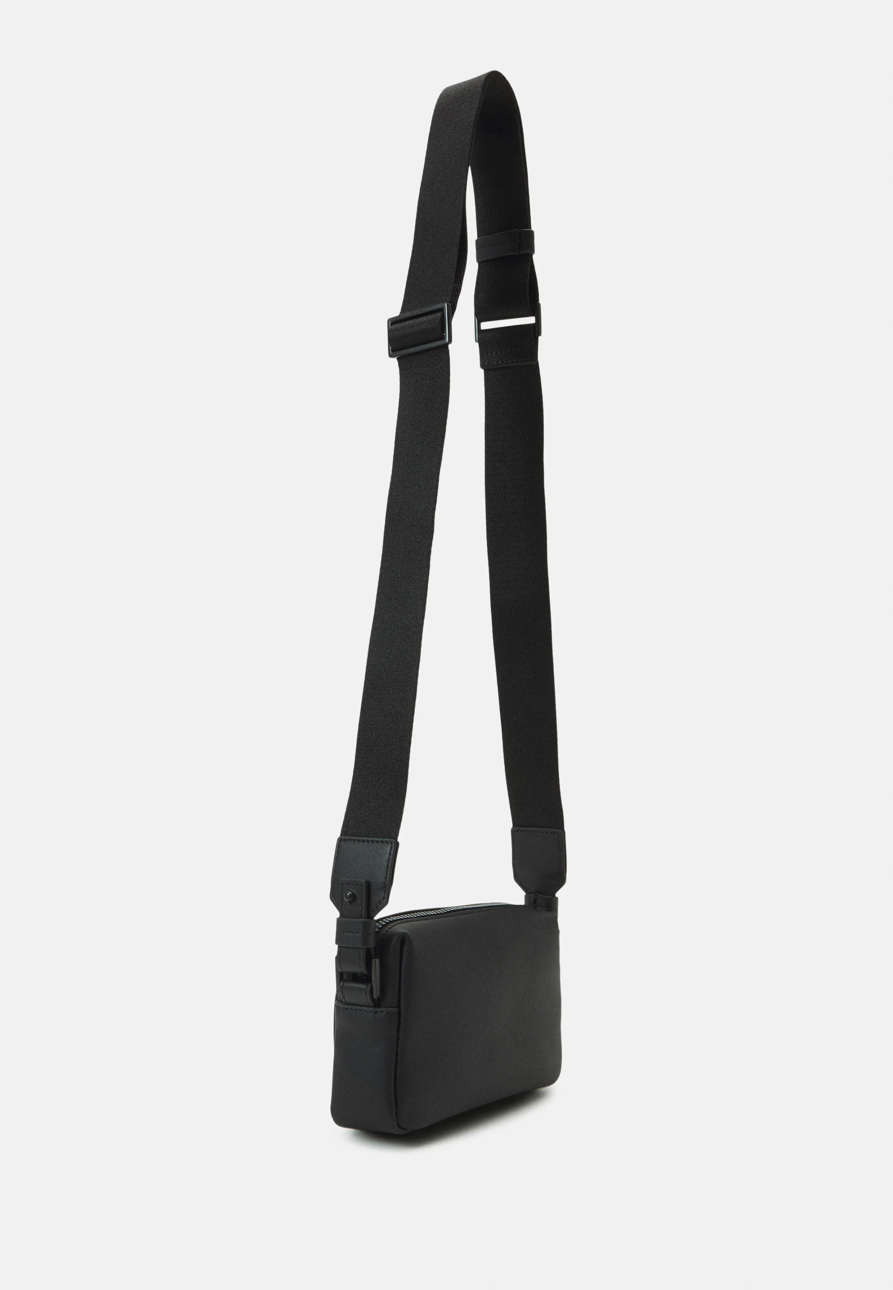 Calvin Klein CK MUST CAMERA BAG UNISEX - Bolso de hombro