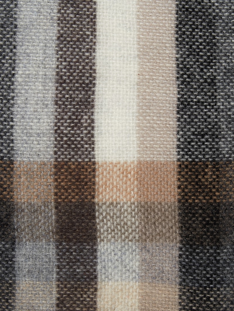 Schal mit Tartan-Karo in mittelgrau