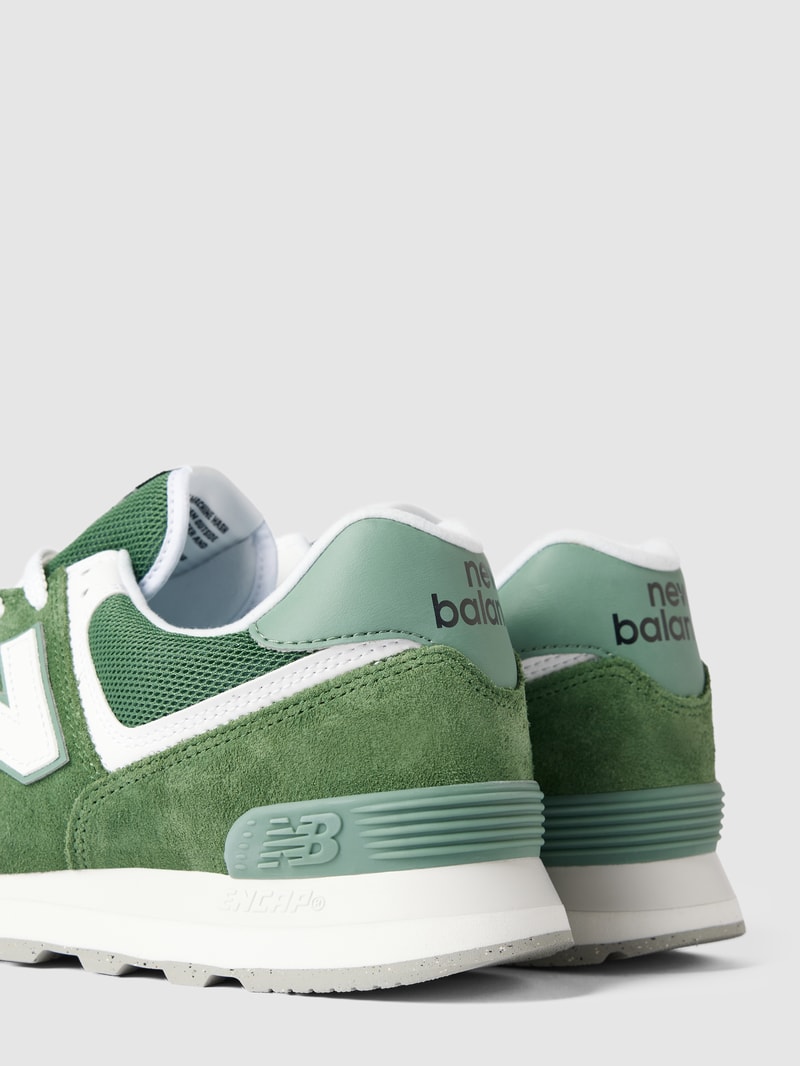 Sneaker aus Leder-Mix in mint