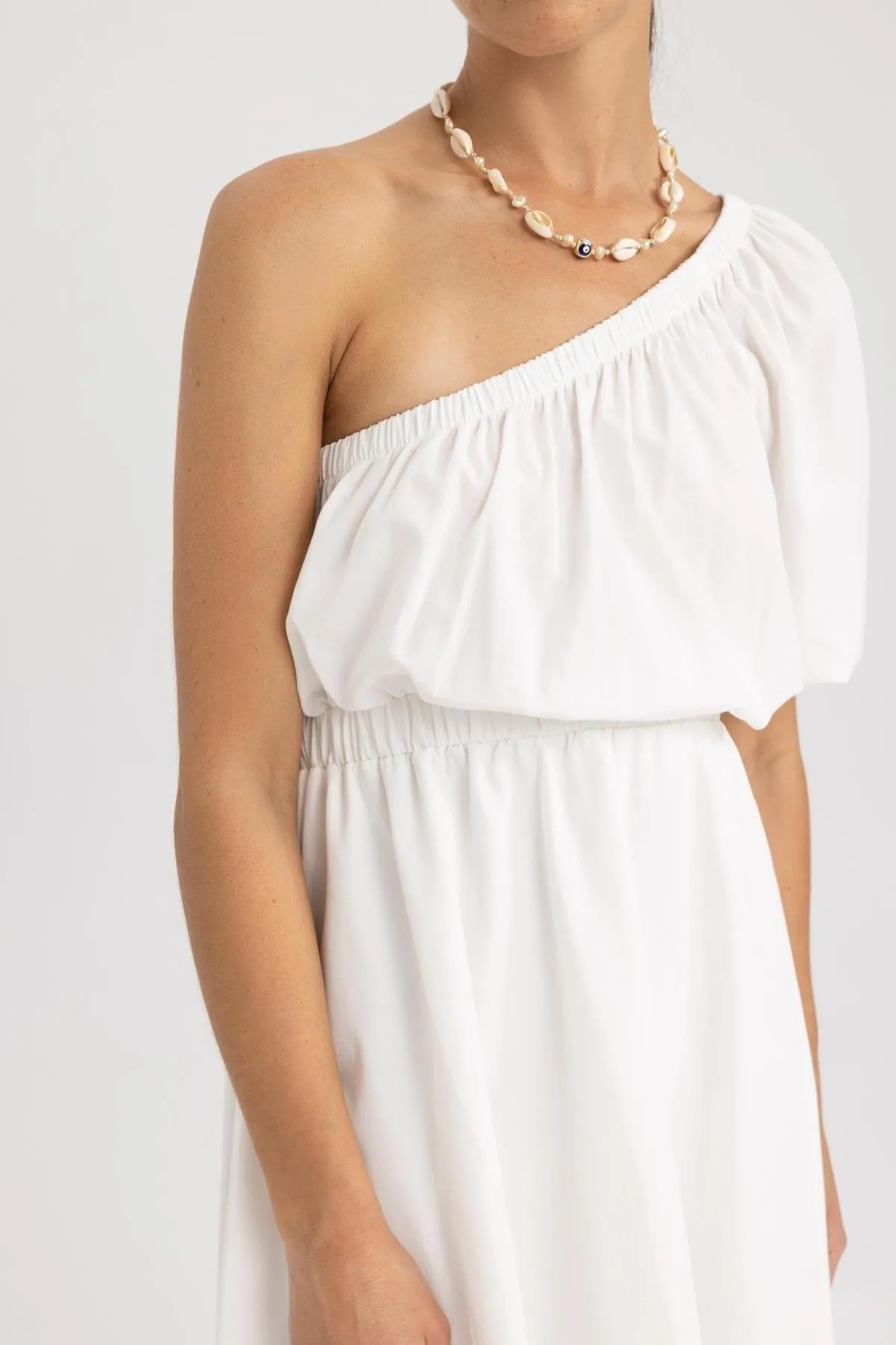 DeFacto  Weißes One-Shoulder-Midikleid aus Popeline - Kurzarm A9416ax23hs