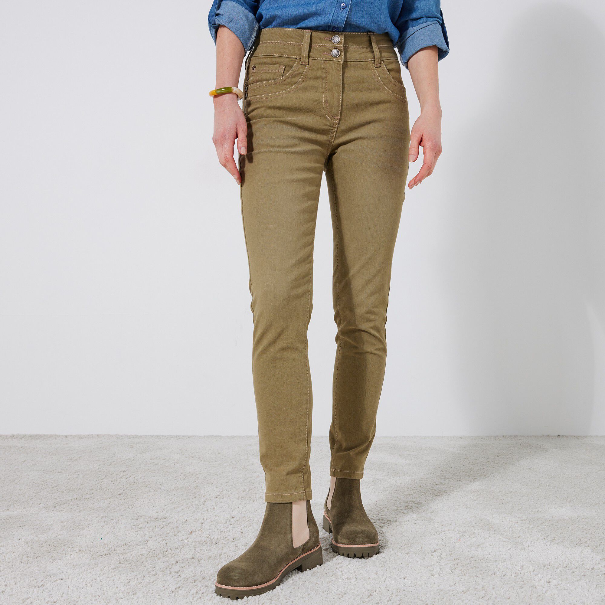 Jean 7/8ème fuselé couleur stretch