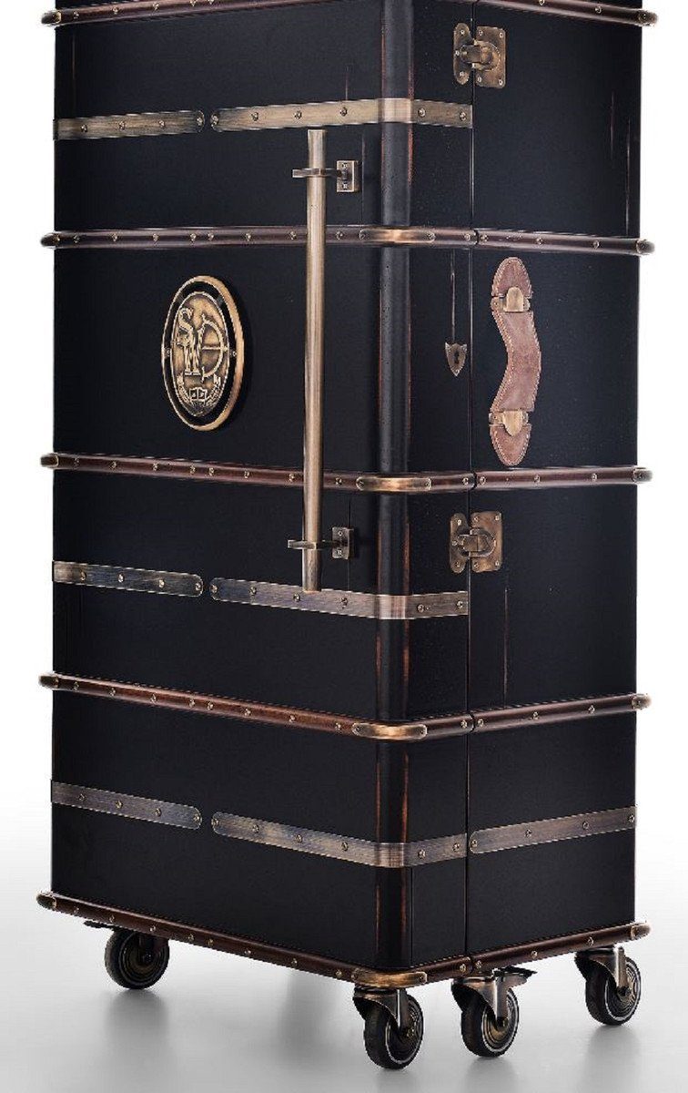 Casa Padrino Barschrank Casa Padrino Luxus Barschrank mit Rollen Antik Schwarz 73,5 x 54 x H. 173,5 cm - Kofferschrank im Retro Look - Retro Stil Weinschrank - Bar Möbel - Luxus Möbel