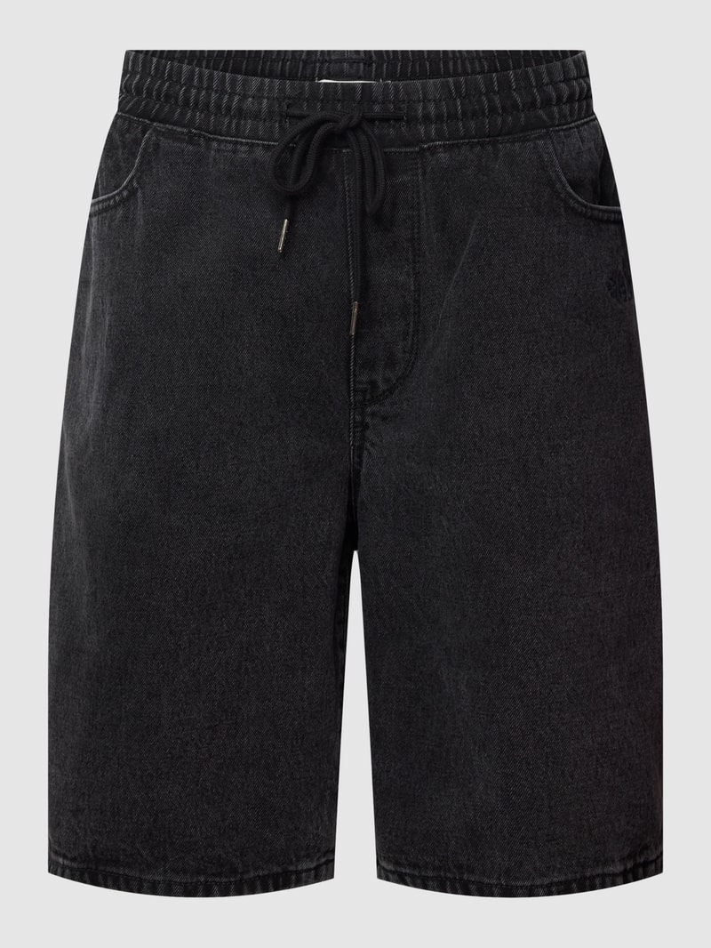 Jeansshorts mit Eingrifftaschen in schwarz