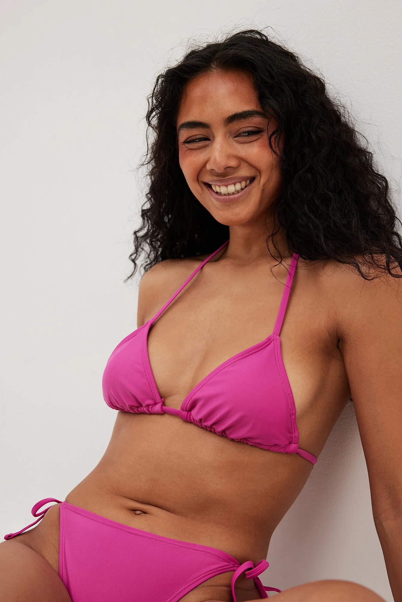Bikini-Höschen mit Schnürdetail
