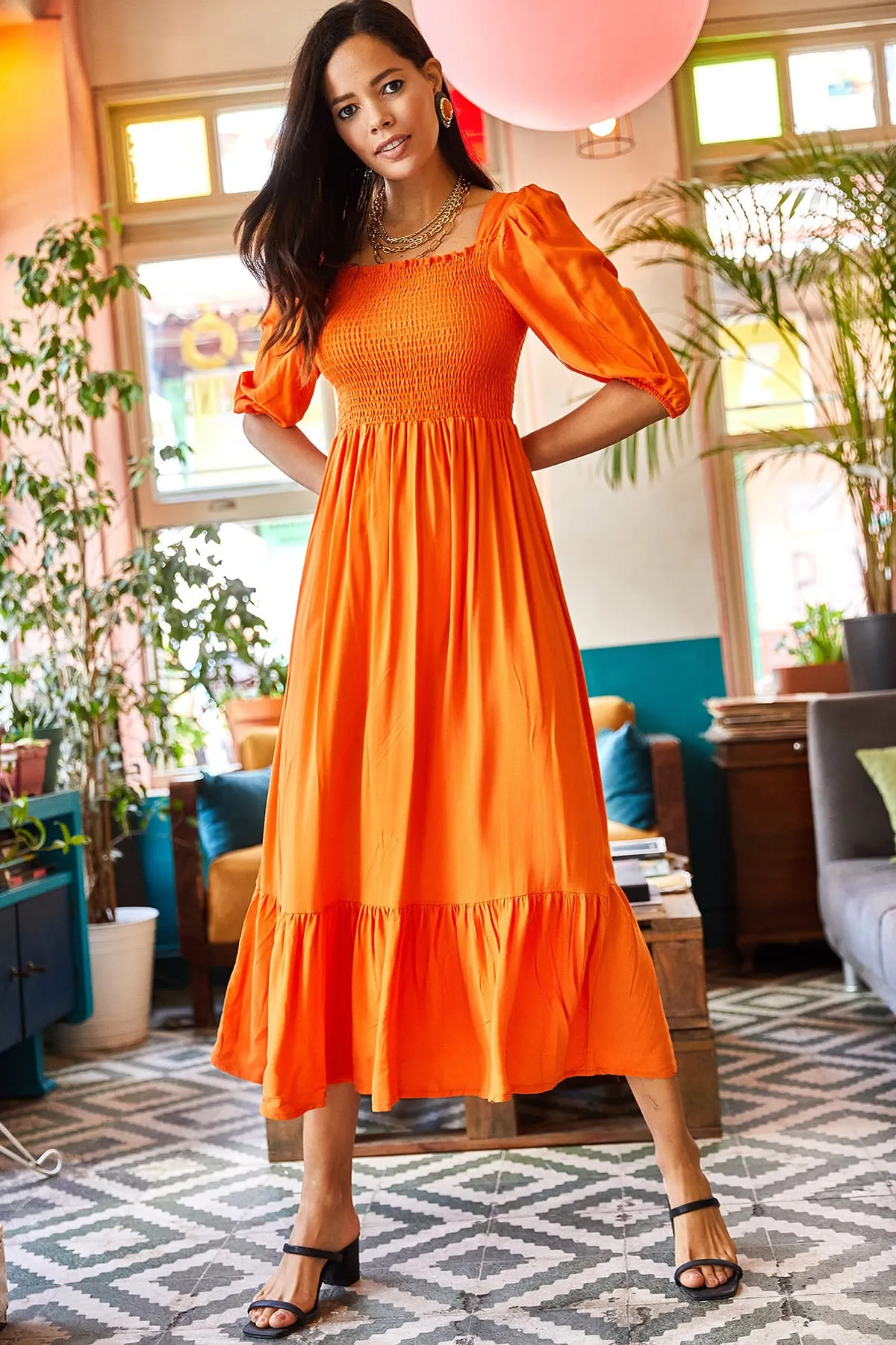 Olalook  Orangefarbenes, glitzerndes Bodrum-Kleid mit quadratischem Kragen für Damen ELB-19001557