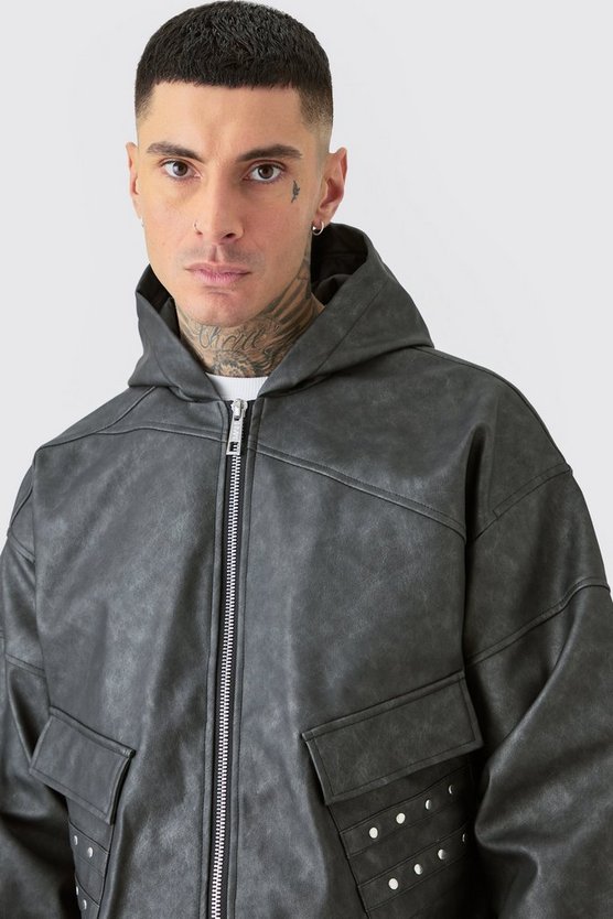 Tall PU-Bomberjacke mit Kapuze