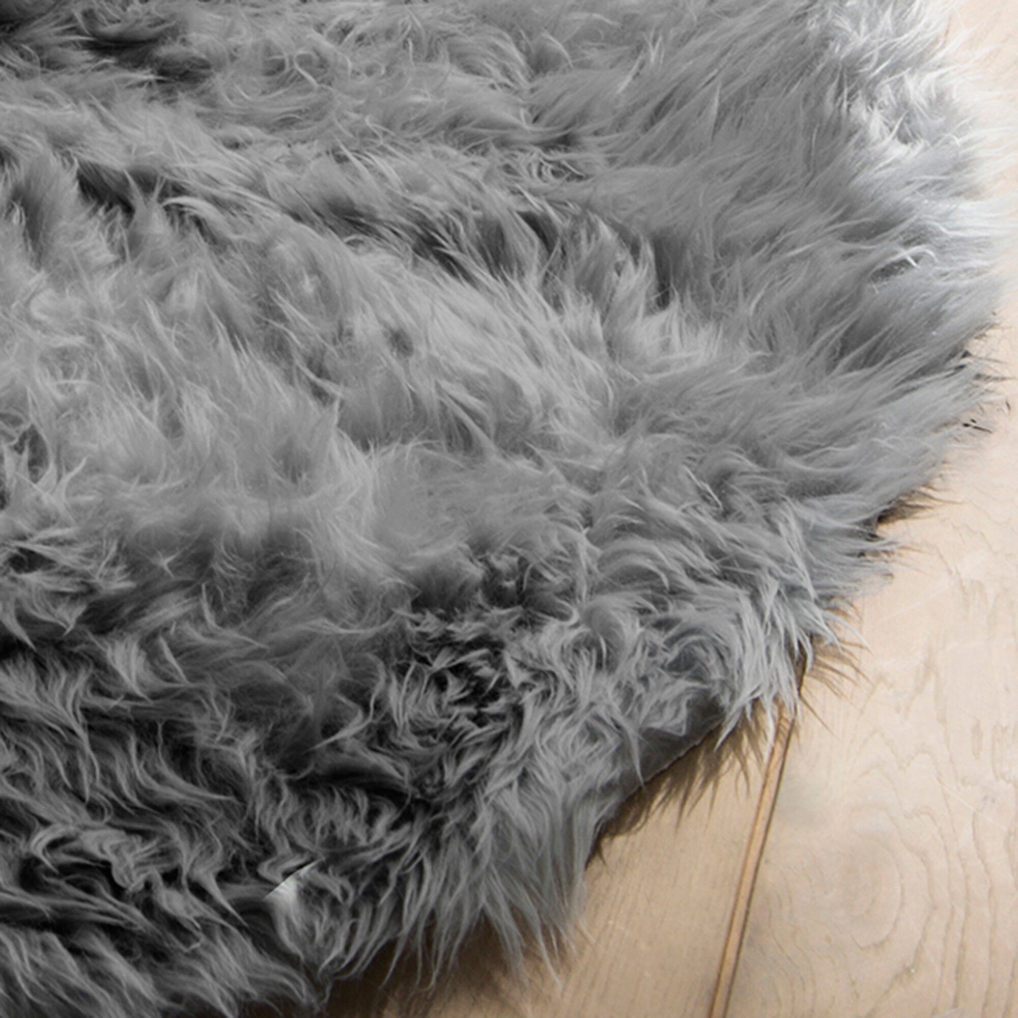 Tapis rond poils longs