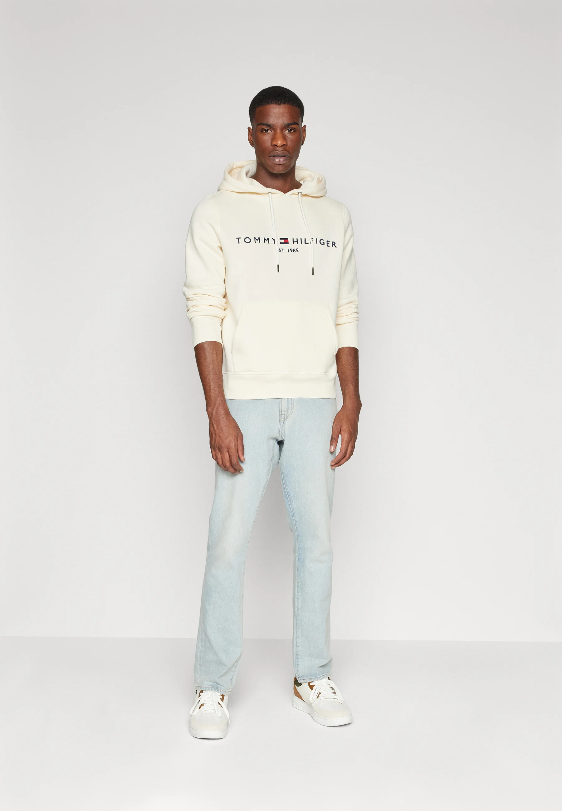 Sudadera con capucha y logotipo de Tommy Hilfiger