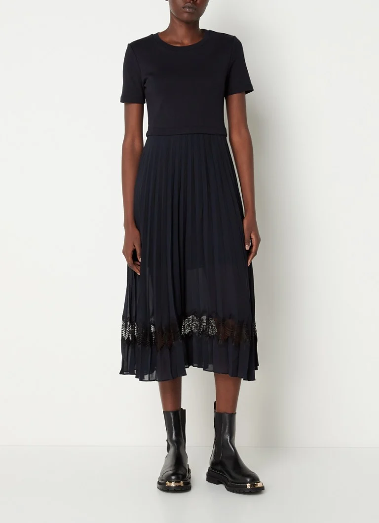 Vestido midi Teli de Claudie Pierlot con pliegues y encaje.