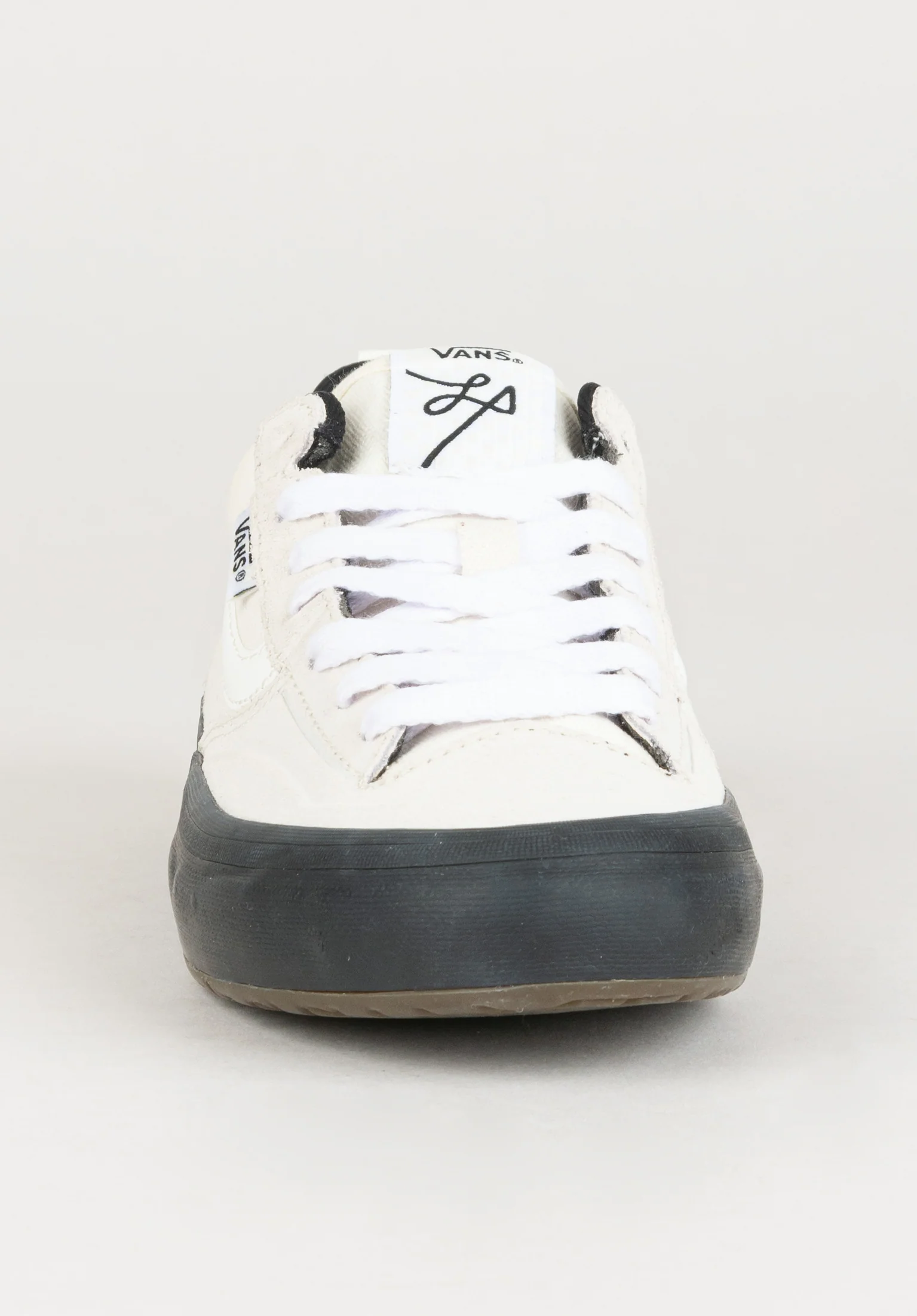 Skate Lizzie Low