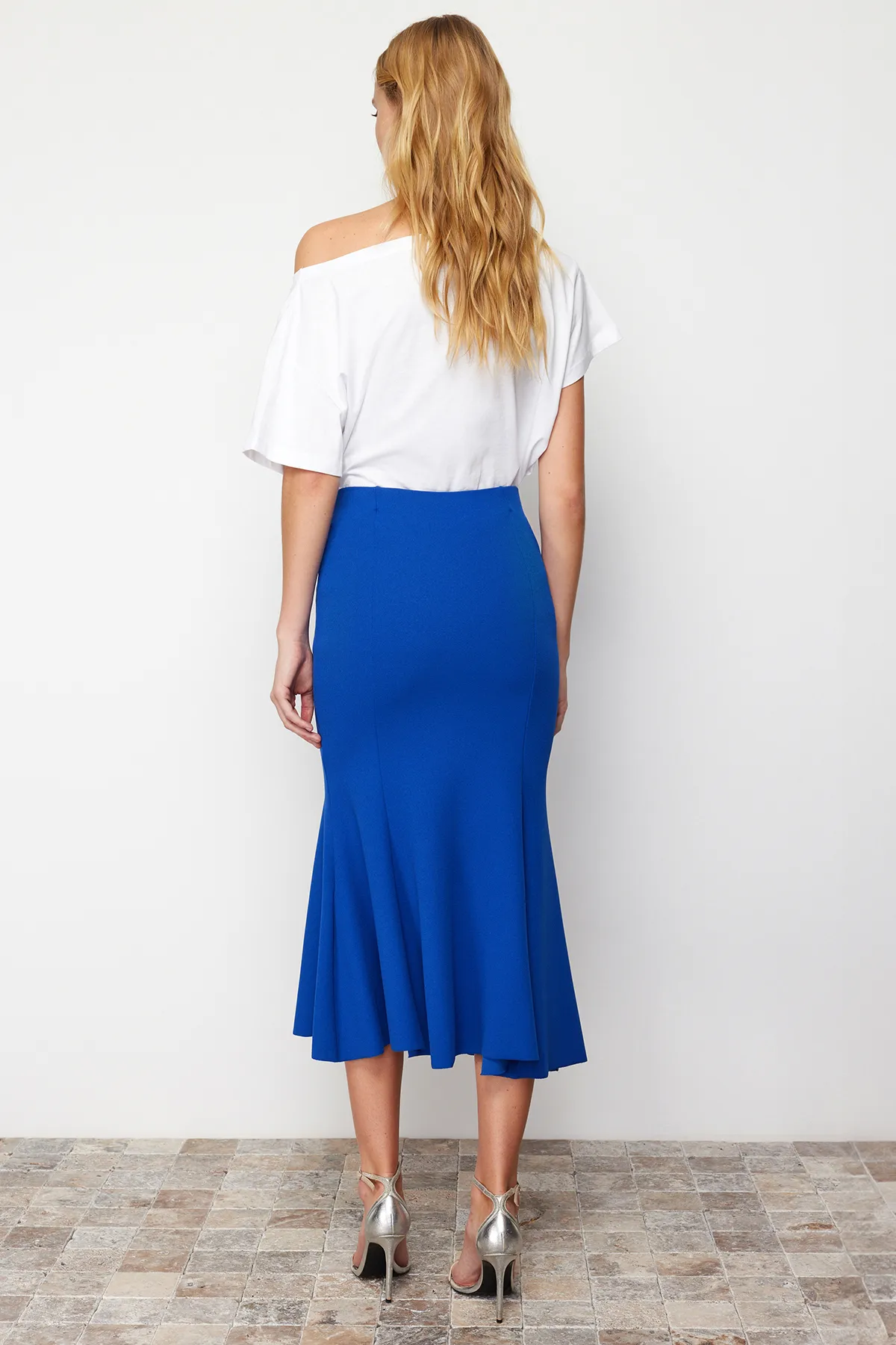 Trendyol Collection  Saks Midi-Plissee-Stretch-Strickrock TWOSS24ET00037