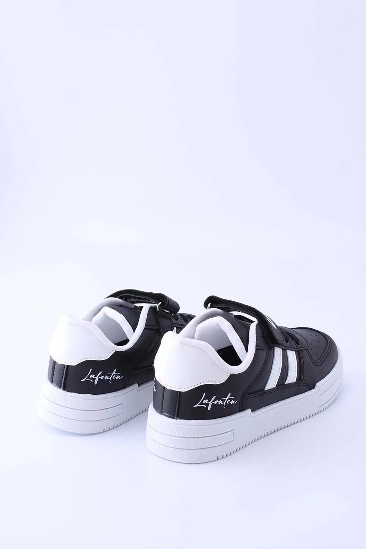 en7  Schwarze und weiße Kinder-Sneakers 5555