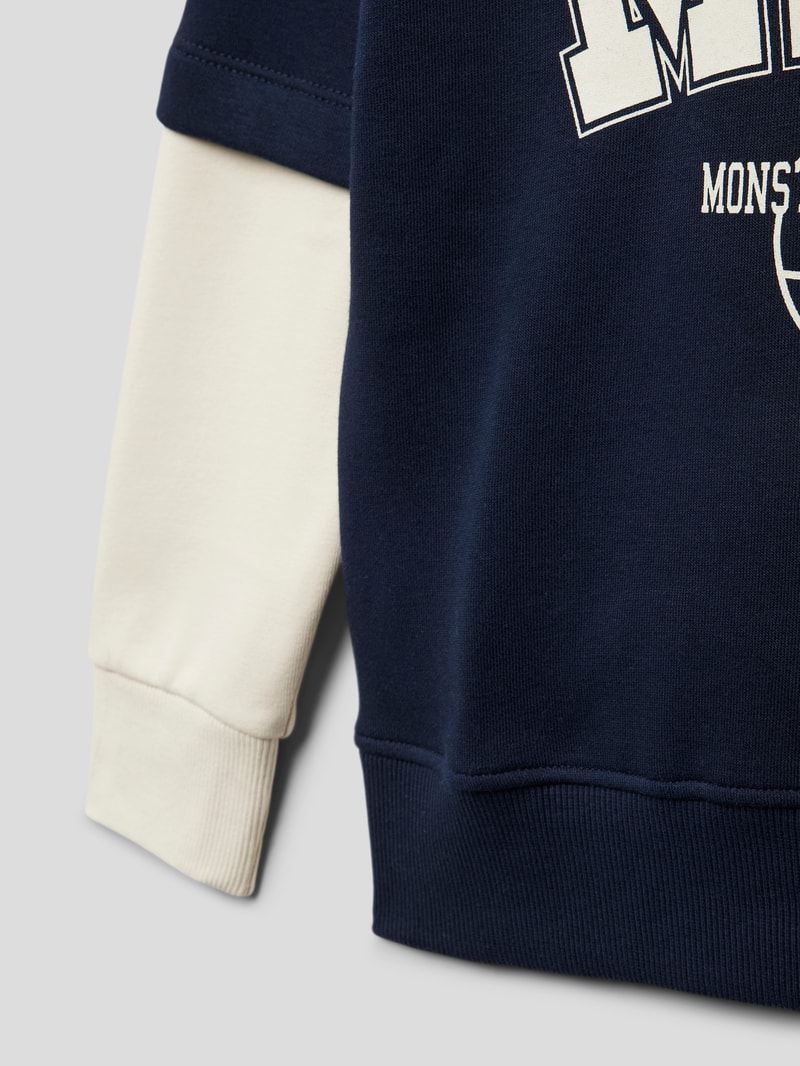 Hoodie im Colour-Blocking-Design in marineblau