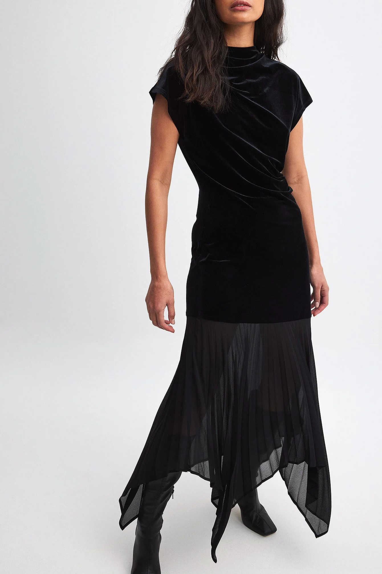 Midikleid mit plissiertem Rock