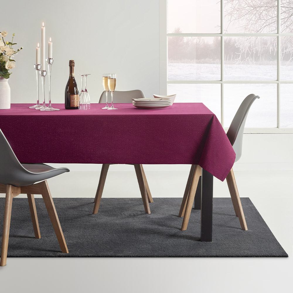 Bella Casa Festliche-Tischdecke, ca. 160 x 275 cm - Raspberry mit Gold-Glitzer