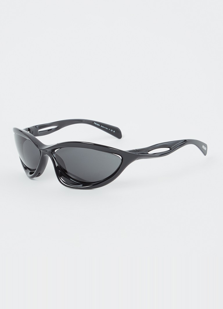 Ochelari de soare Prada cu lentile cat-eye PRA23S