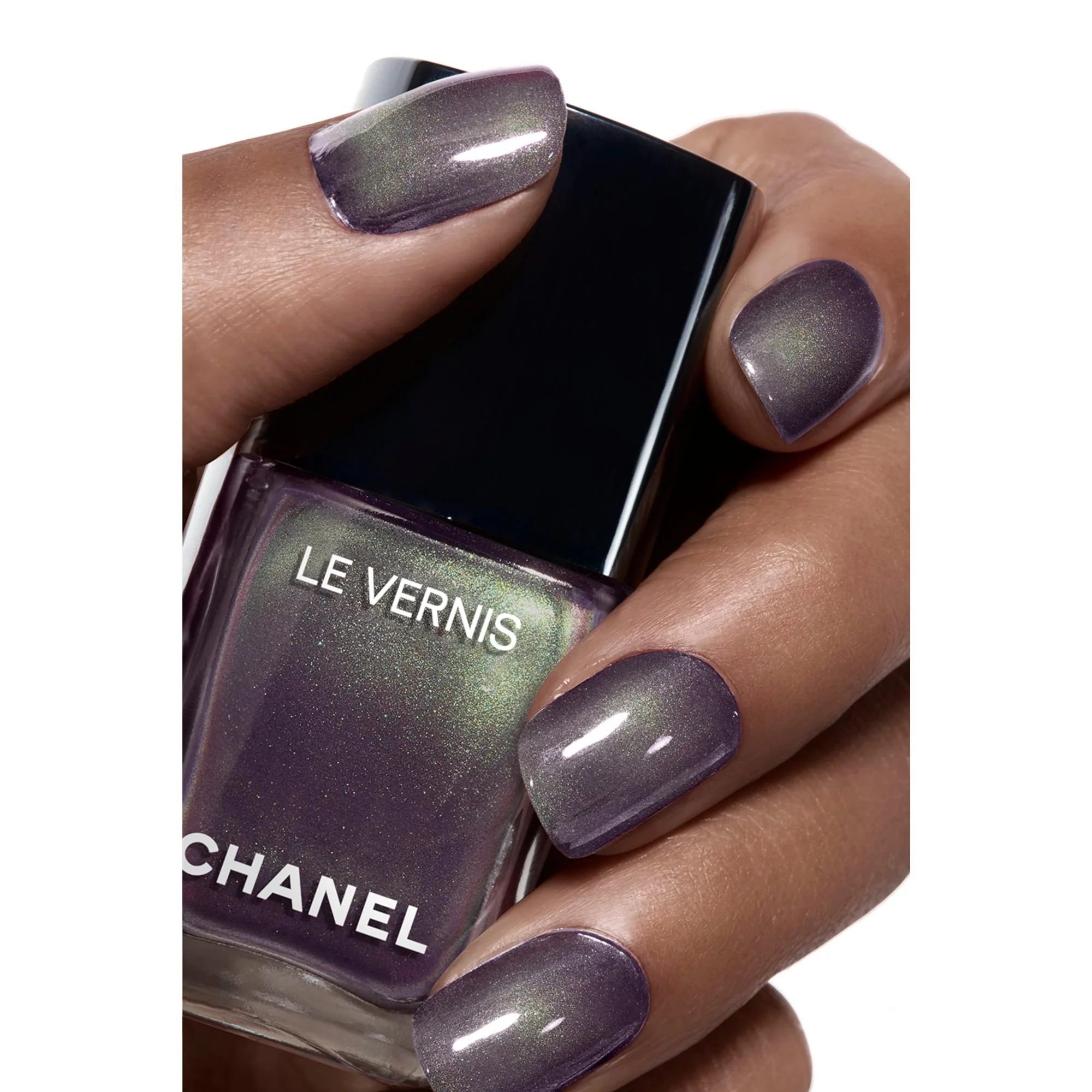 LE VERNIS - COLORE E BRILLANTEZZA LUNGA TENUTA