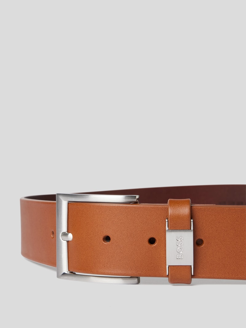 Gürtel in Leder-Optik in cognac