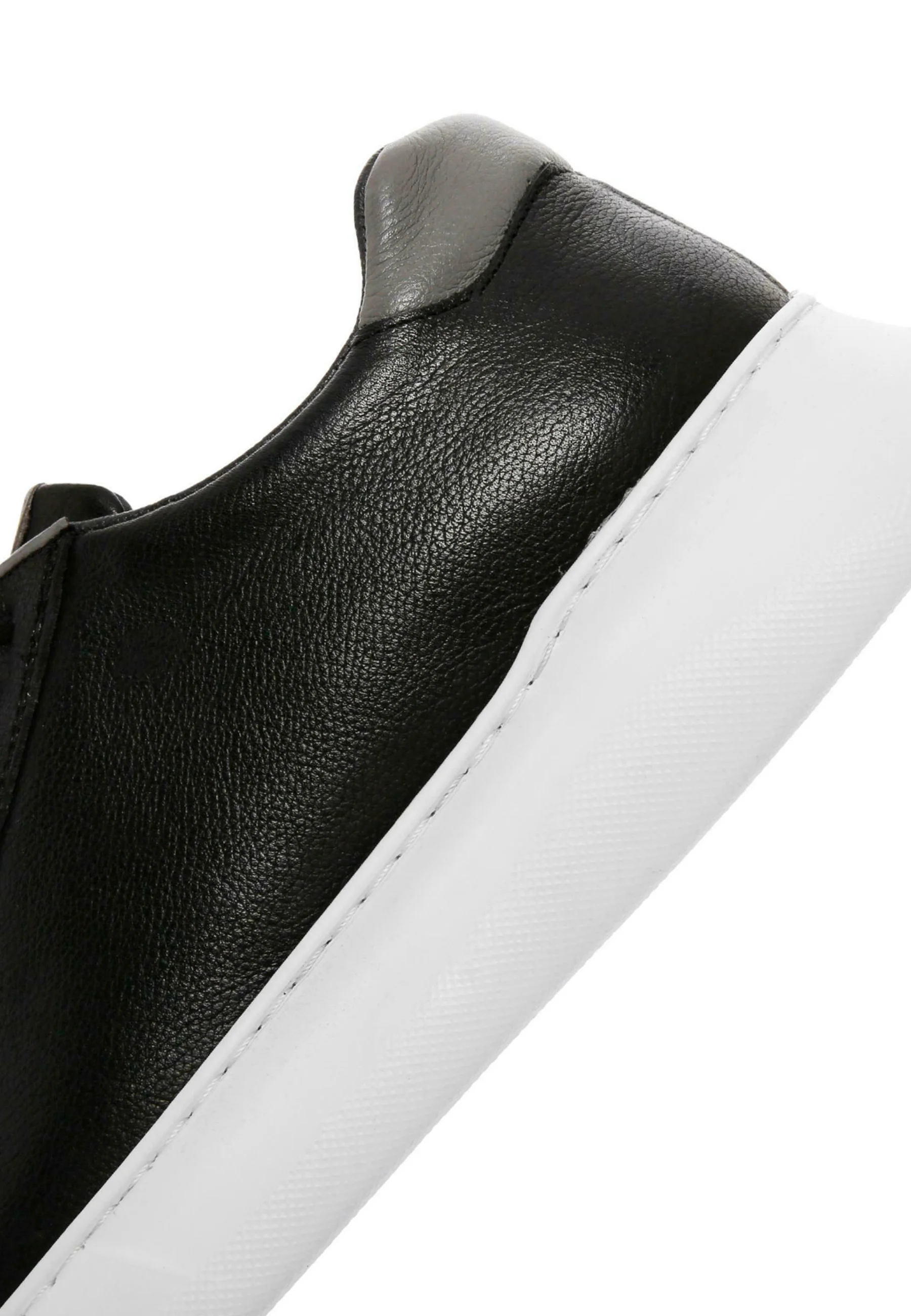 Zapatillas bajas Derimod