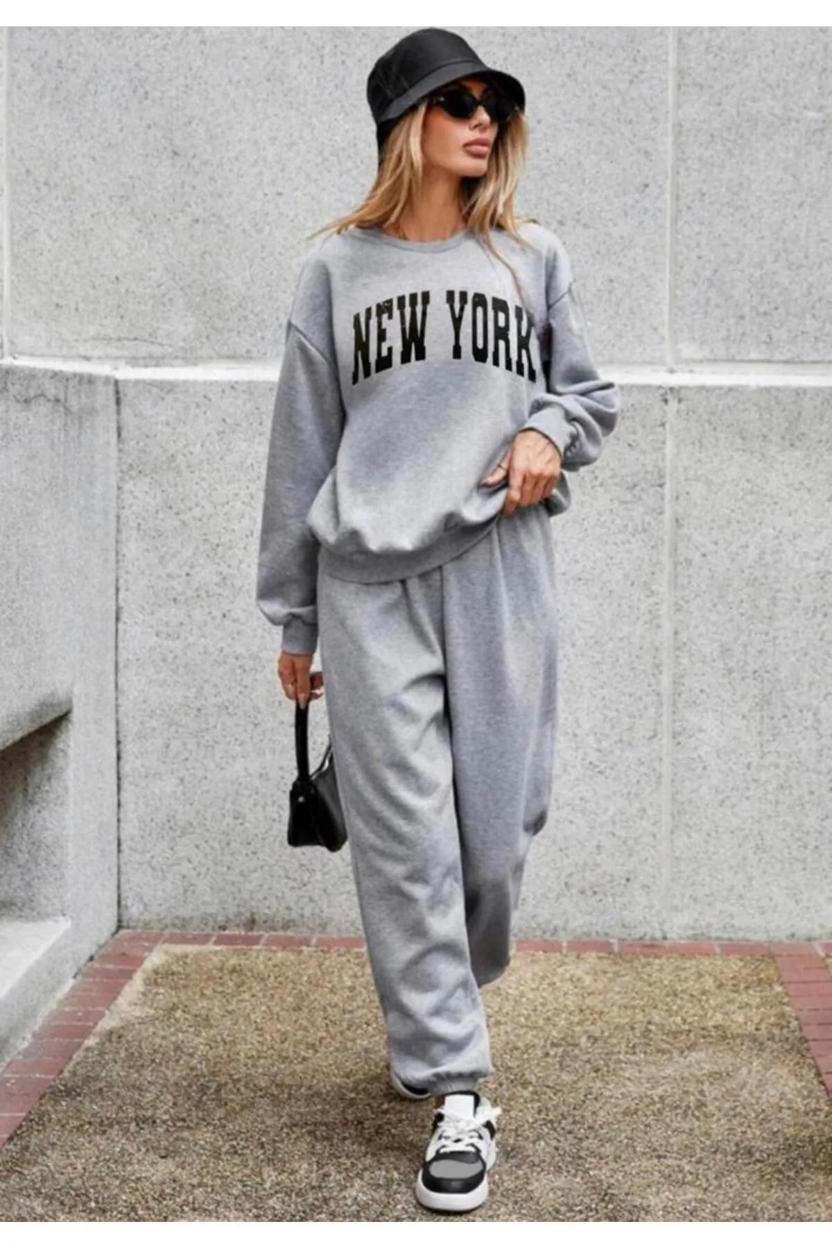 My Blog  Graues New York bedrucktes Oversize-Trainingsanzug-Set für Damen