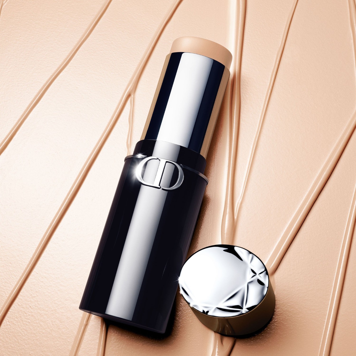 DIOR Skin Perfect többcélú arcszínező stift
