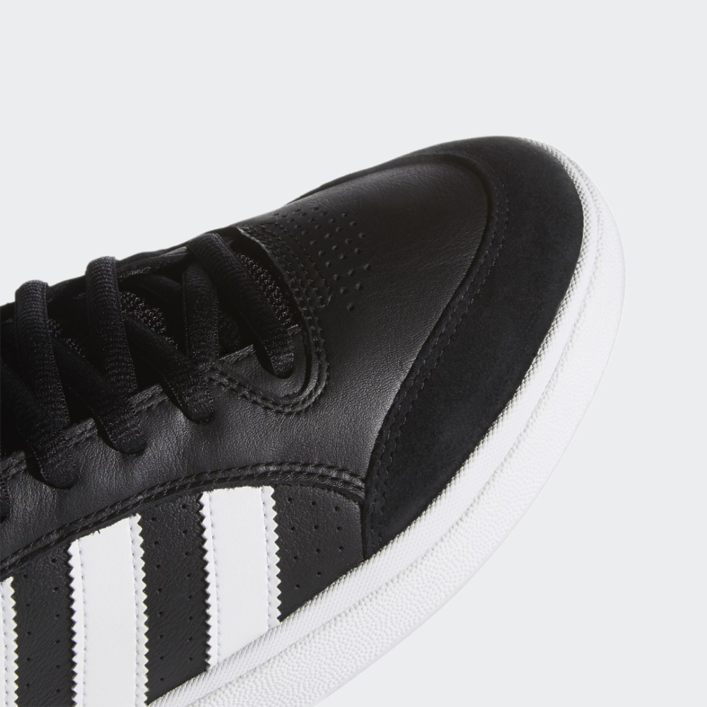 adidas Tyshawn Low GW4891 / schwarz