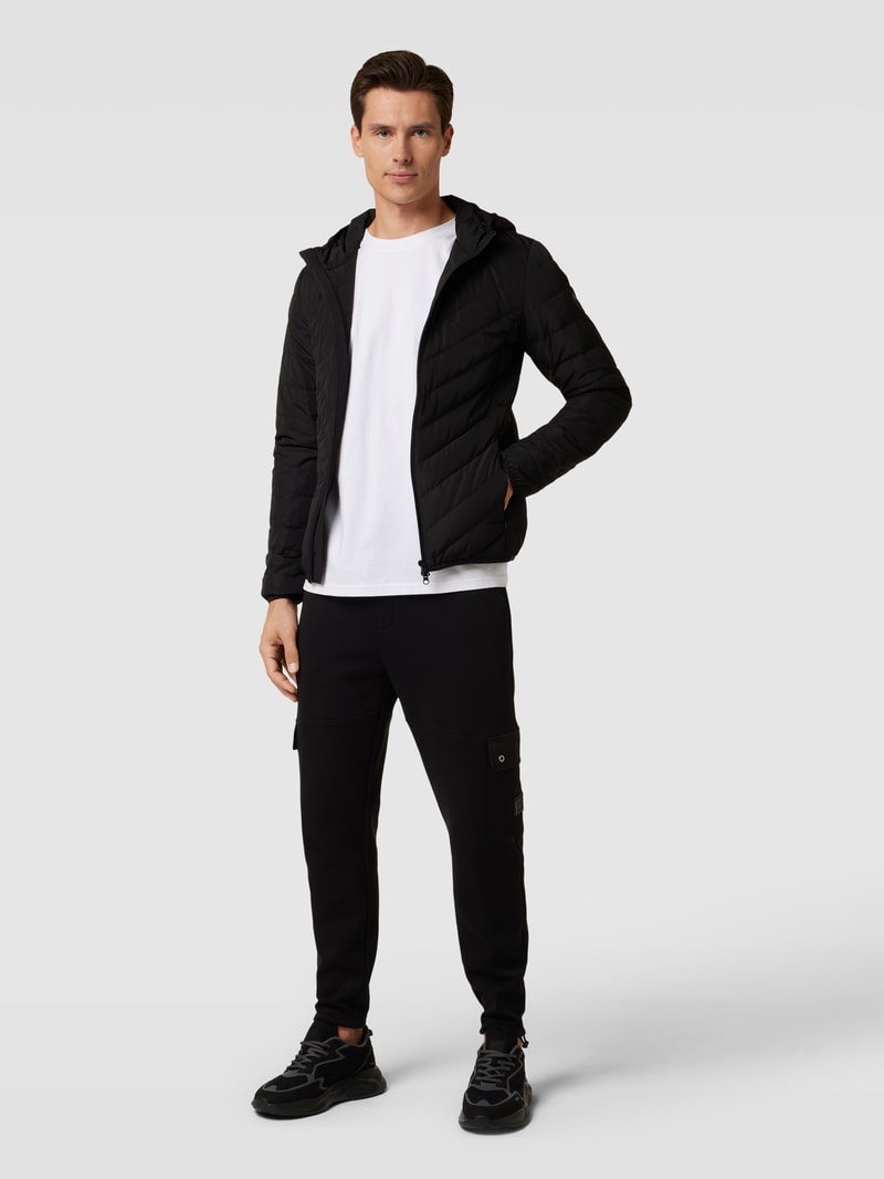 Steppjacke mit Zweiwege-Reißverschluss in schwarz