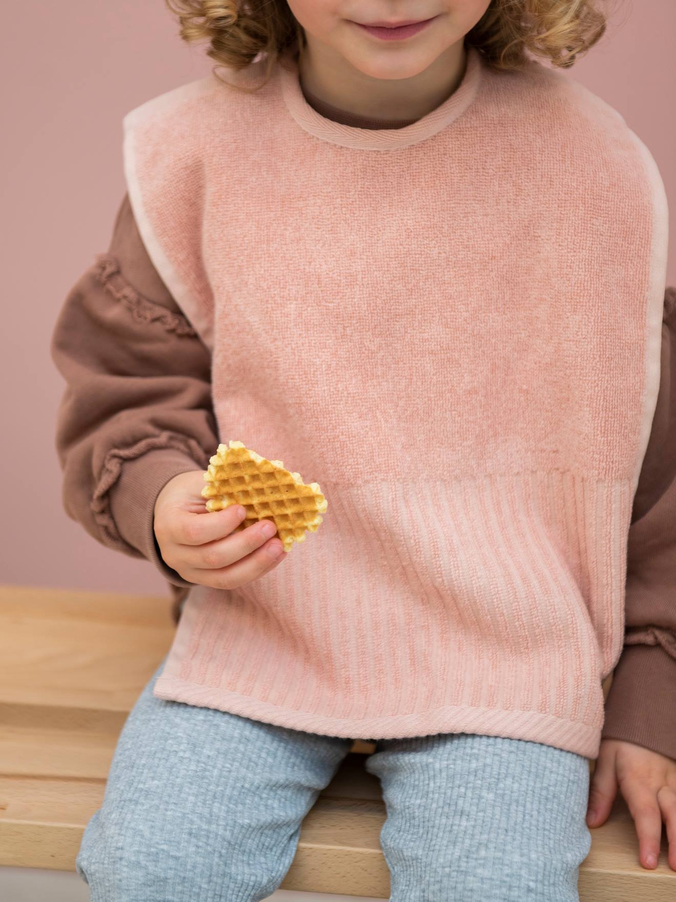 Lot de 2 bavoirs XL TRIXIE en coton bio rose