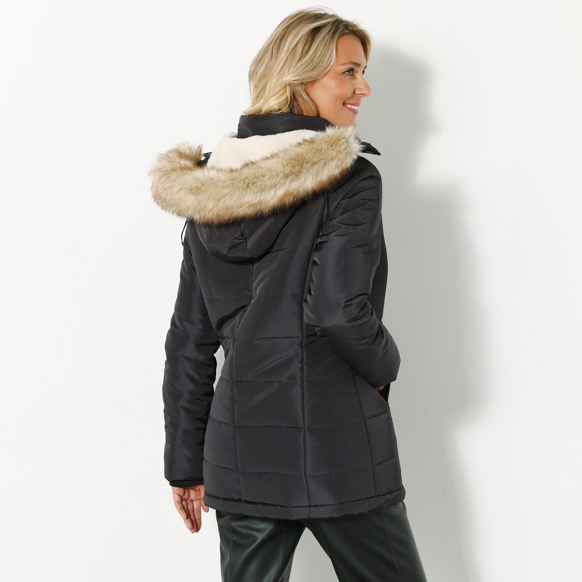 Doudoune à capuche imperméable, doublée maille peluche
