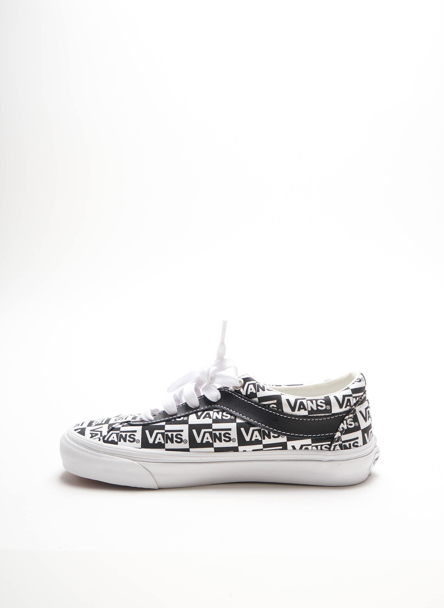 Vans Baskets Femme couleur noir