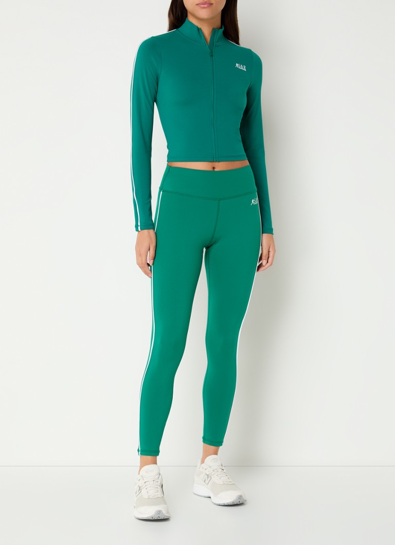 Colanți sport scurți, cu talie înaltă, cu design sportiv și bogat, și logo